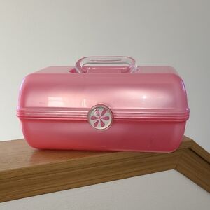 Vintage Caboodles Pink Cosmetic Case with Flower Detail